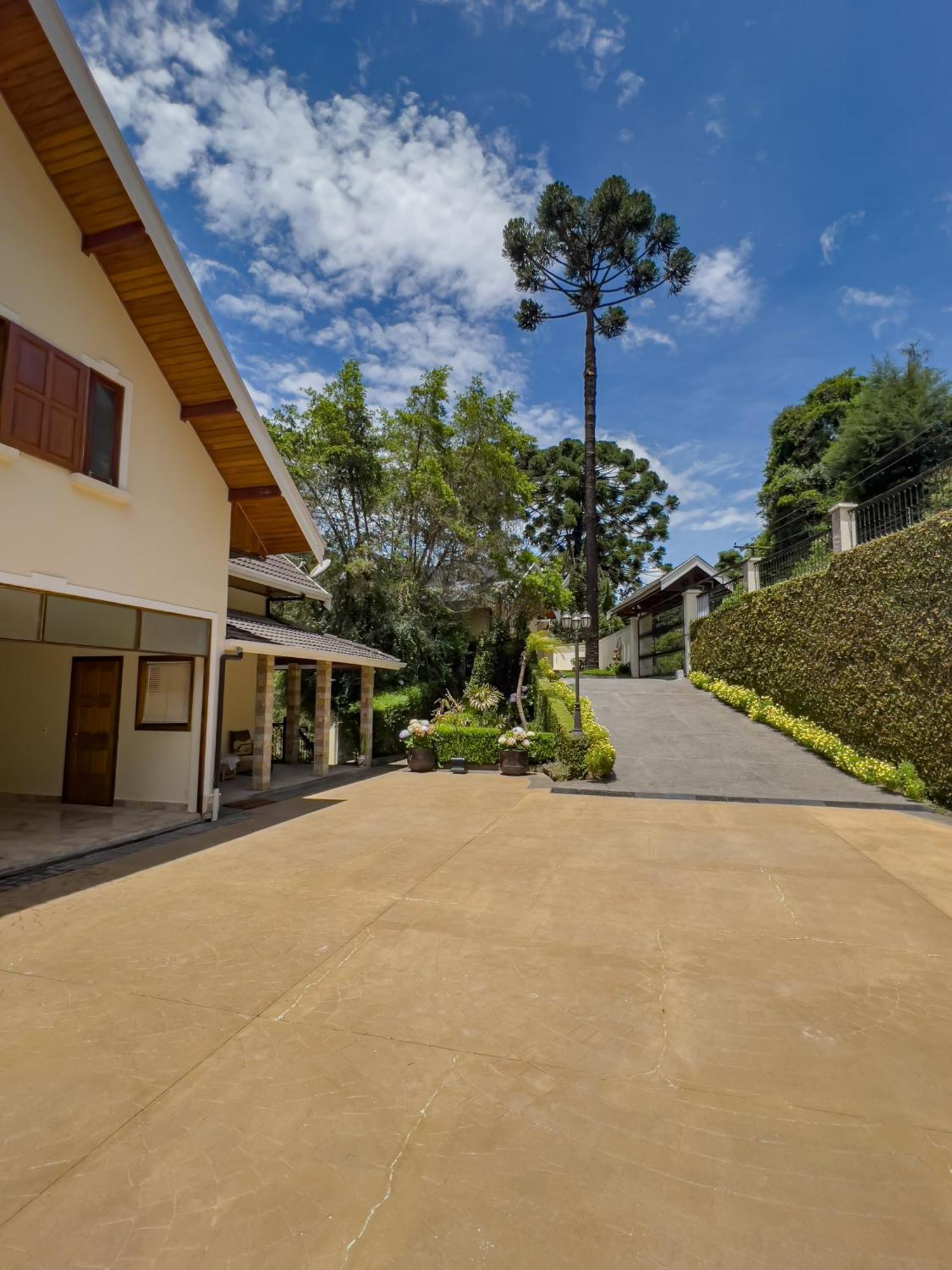 Araucaria Lodge Campos do Jordão Exteriör bild