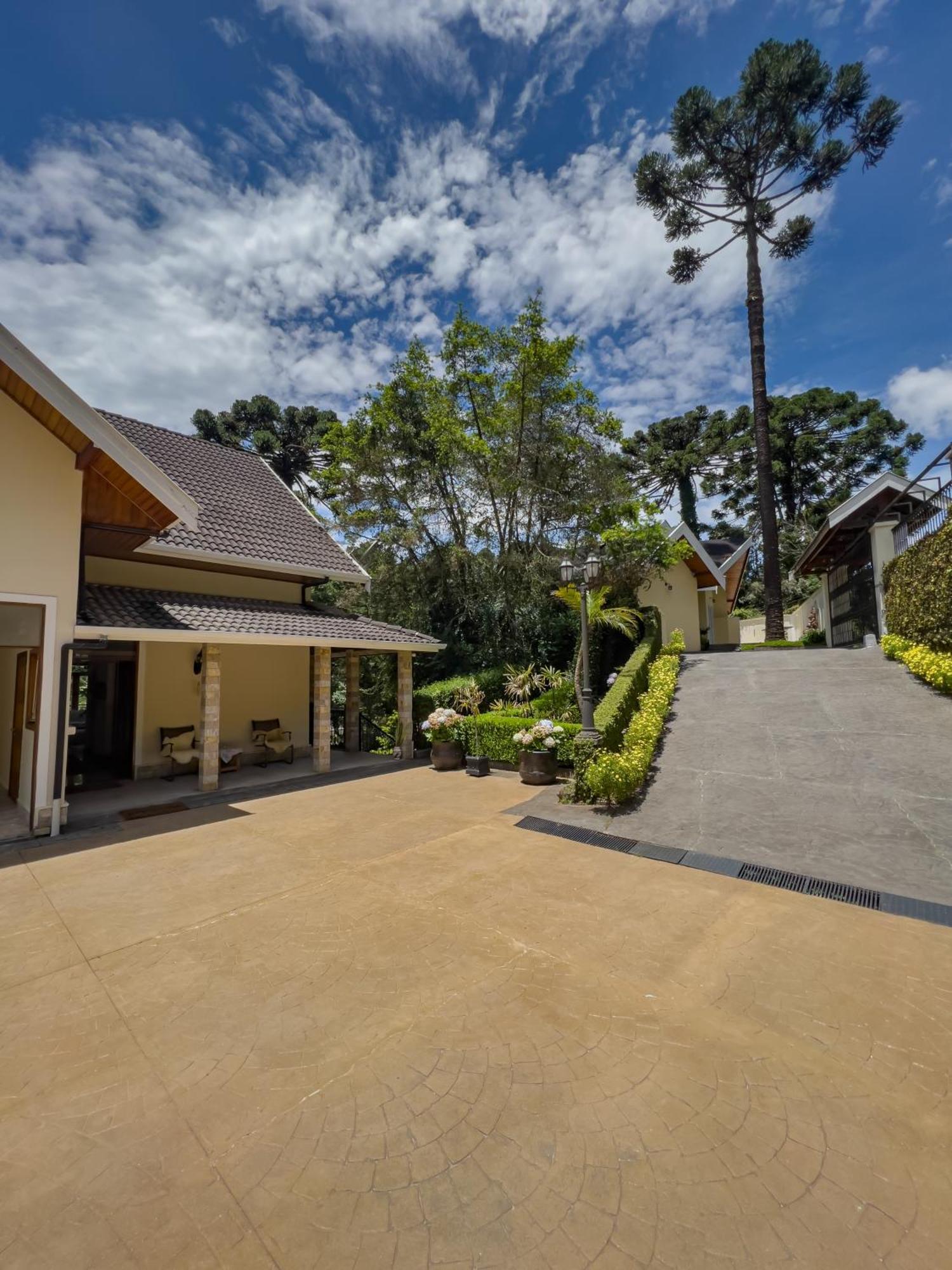 Araucaria Lodge Campos do Jordão Exteriör bild