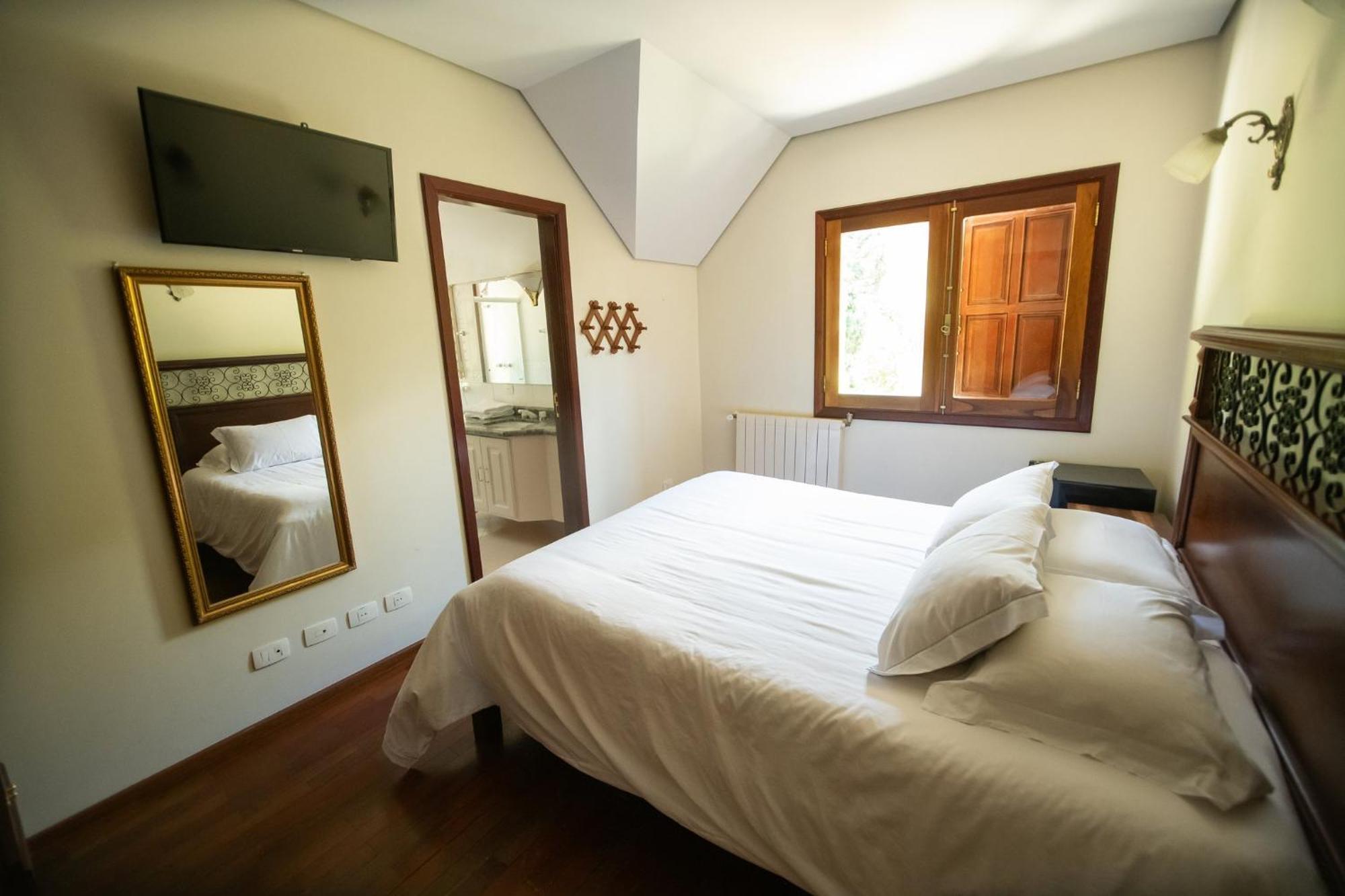 Araucaria Lodge Campos do Jordão Exteriör bild
